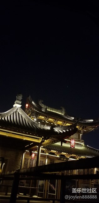Note  8双摄镜头的实时虚化加上夜视仪就是强