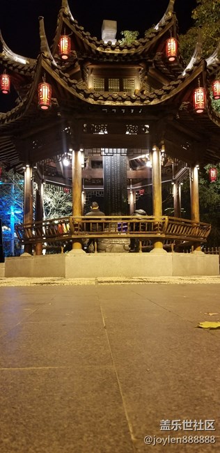 Note  8双摄镜头的实时虚化加上夜视仪就是强