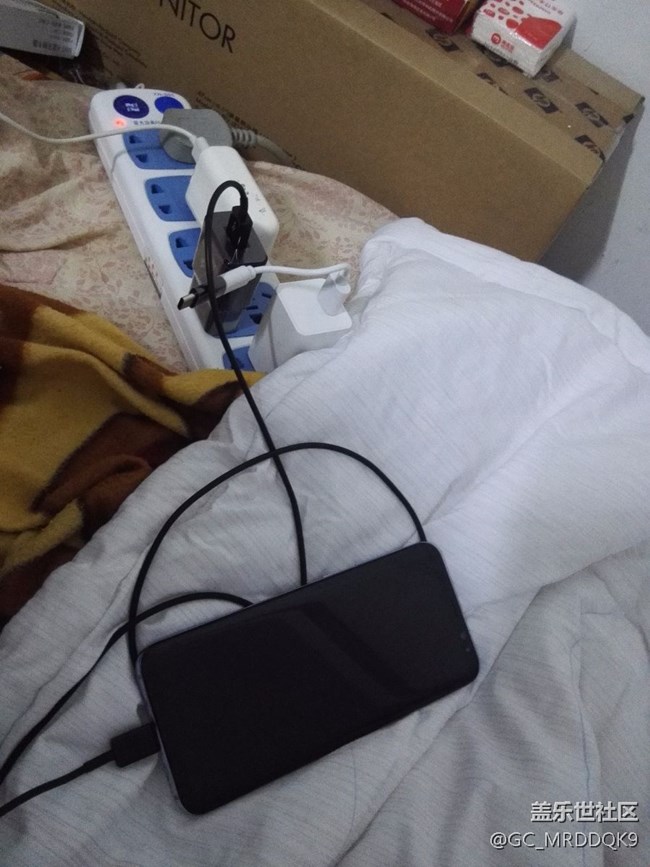三星S8+无法充电