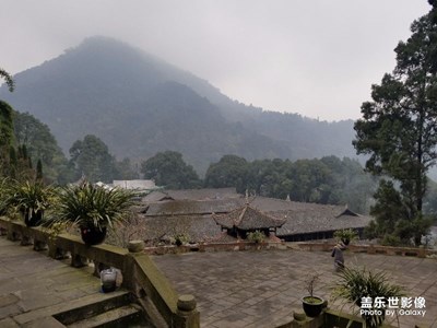 2018峨嵋伏虎寺