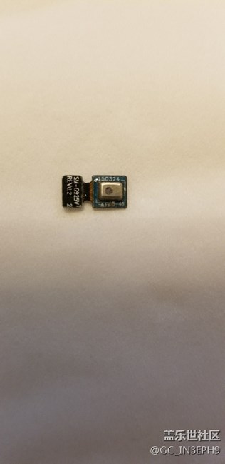 求助这是Galaxy S6 edge上的什么零件