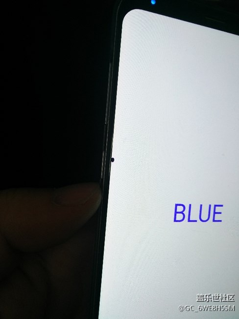 s8+ 国行，屏幕出现一个小黑点，貌似还在扩大