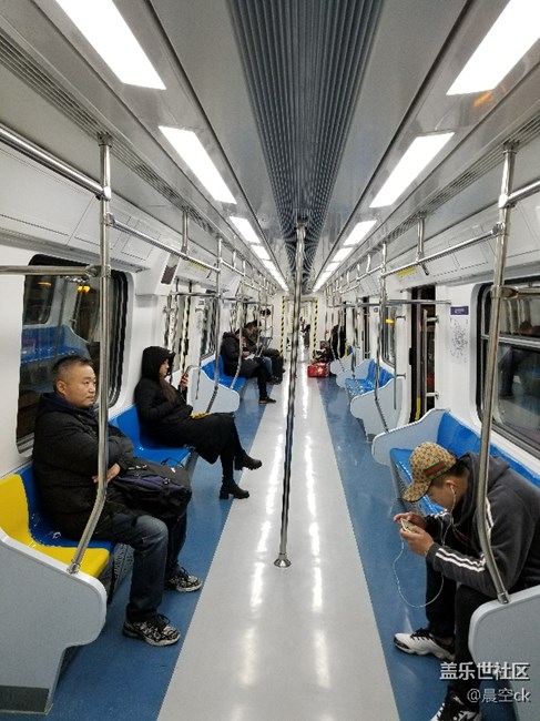 北京临近过年的地铁