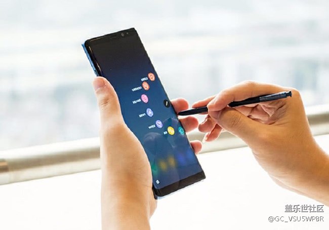 三星终于服软,Note8降至新低价,网友吐槽:没诚意 三星终于服软,Note8降至新低价,网友吐槽:没诚意