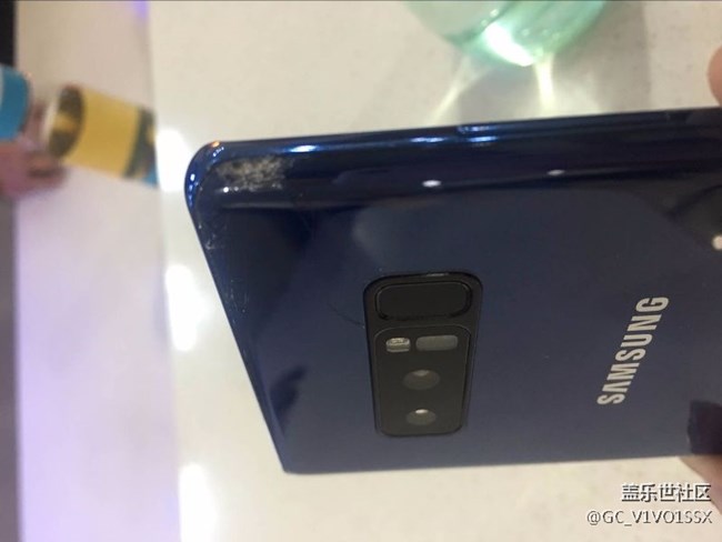 求问 note8后壳裂了 换个后壳大概需要多少费用