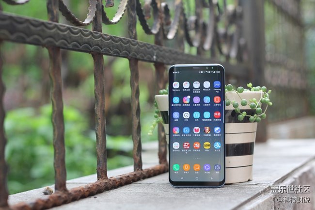 以S8+的素质现在一点也不过时，价格适中，合适入手