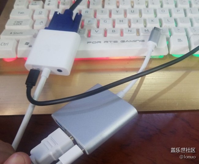 有人用过转换头链接显示器进入dex模式吗？