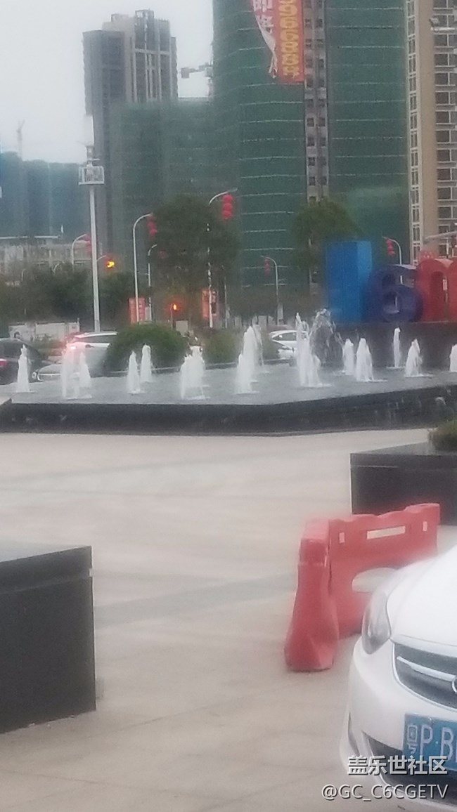 三星S8+拍照模糊