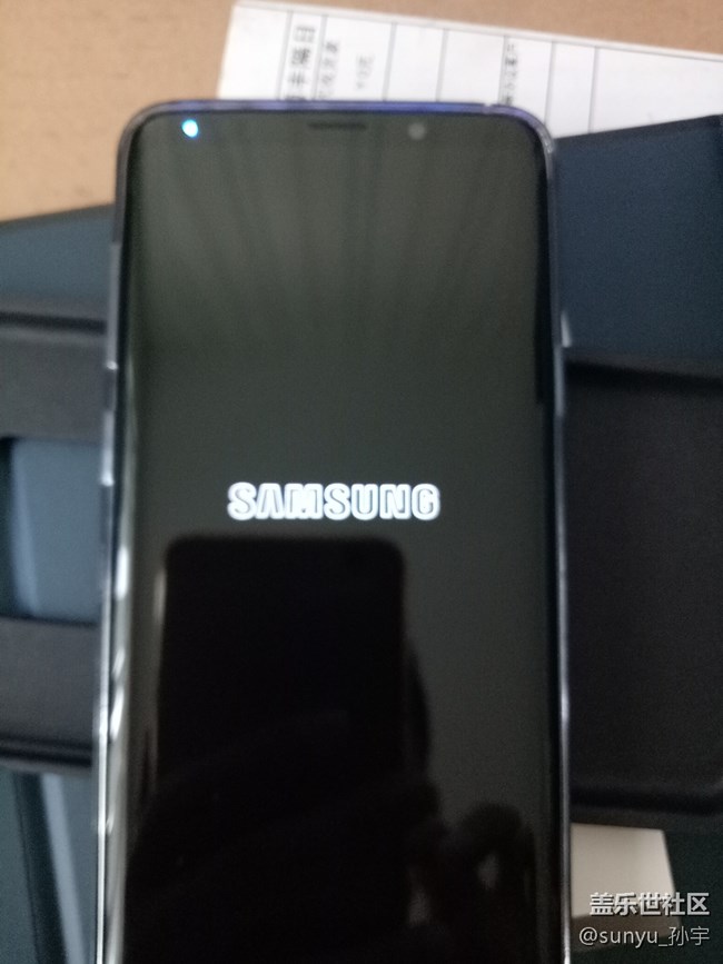 十号下午三点多到货，开机上手，附图（s9p，黑色，128G）