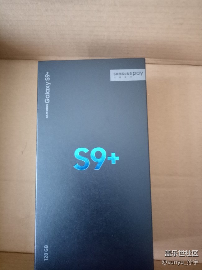 十号下午三点多到货，开机上手，附图（s9p，黑色，128G）
