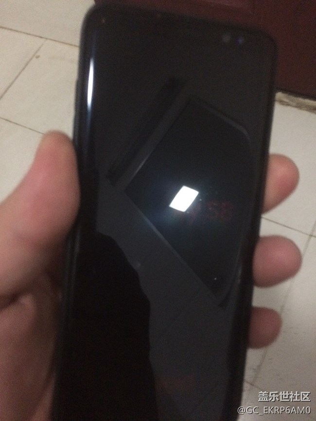 s8使用当中突然花屏