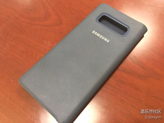 Note8原装LED皮套评测 Note8原装LED皮套评测