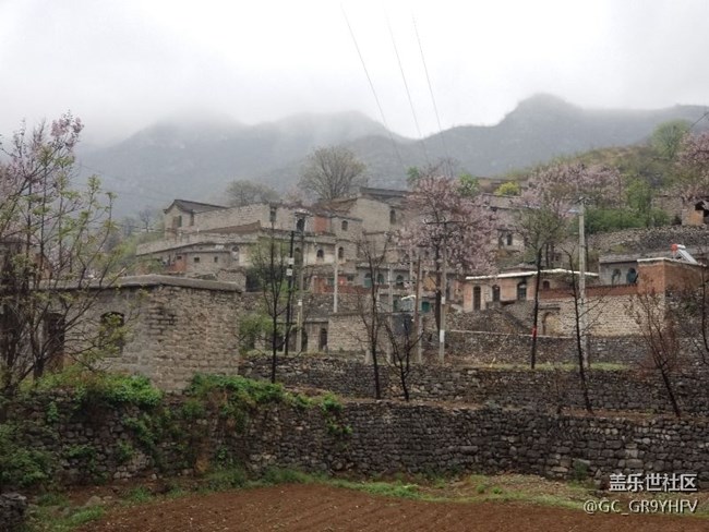 雨后山村