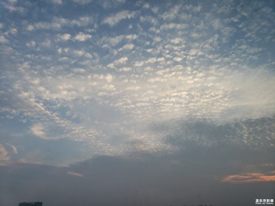 【中国最美瞬间】+静谧的天空