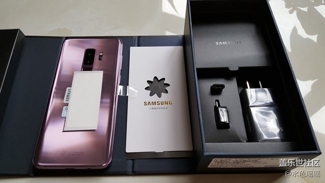 新到三星Galaxy S9+64GB 国行紫色开箱