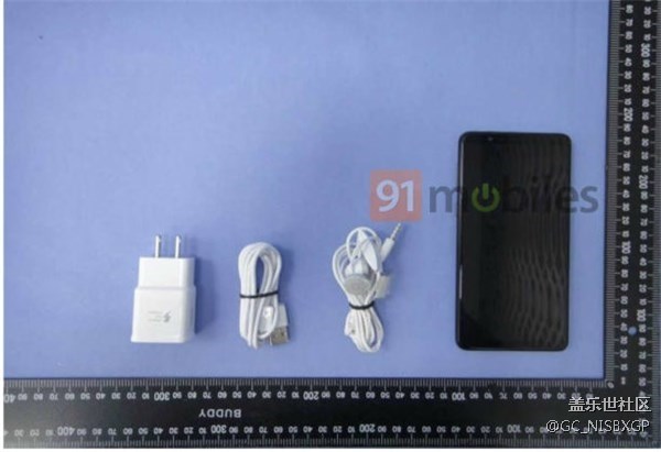 三星Galaxy A9 Star外观确认：采用竖排双摄