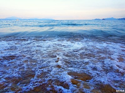 海上生明月，天涯共此时！