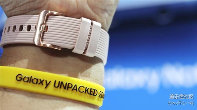 三星Galaxy Watch现场实拍图赏:看上去就像是一块真机械表 三星Galaxy Watch现场实拍图赏:看上去就像是一块真机械表