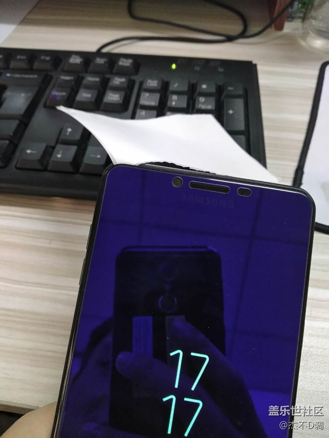 C9换屏后缝隙太大，前摄像头进灰尘了