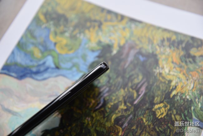 三星Galaxy S9+外观鉴赏：精致是与生俱来的气质！