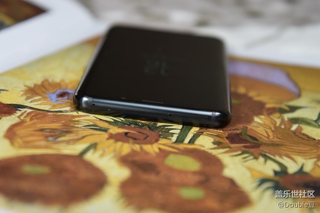 三星Galaxy S9+外观鉴赏：精致是与生俱来的气质！