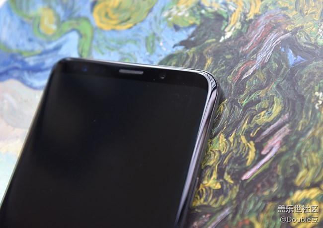 三星Galaxy S9+外观鉴赏：精致是与生俱来的气质！
