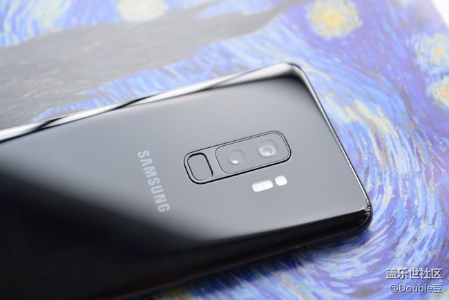 三星Galaxy S9+外观鉴赏：精致是与生俱来的气质！