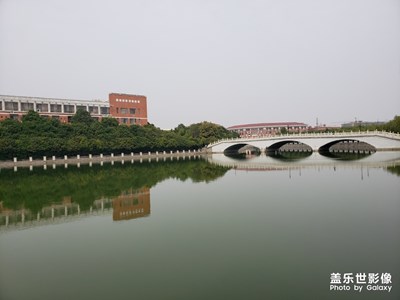 美丽的学校