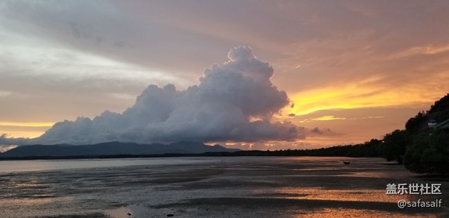 Phuket, Bangkok, with note8