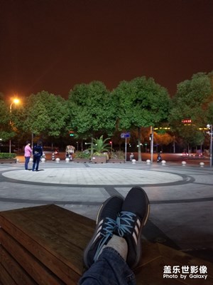 随拍note8夜晚随拍