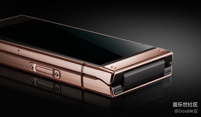 三星最贵手机W2019正式发布：双屏双摄侧边指纹起步一万九！