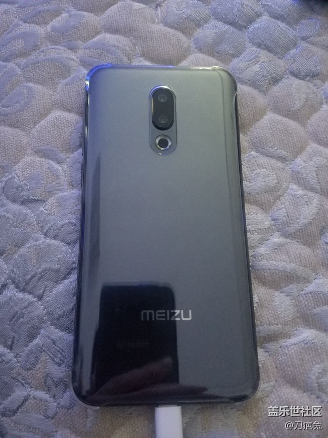 终于还是换手机了