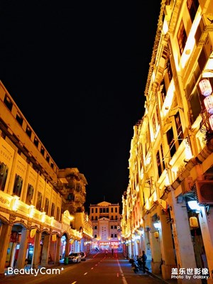 中国梧州夜景的骑楼城