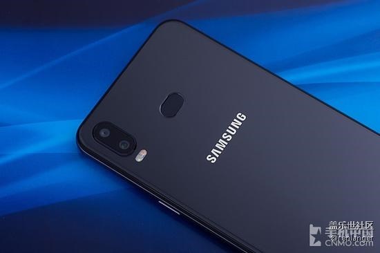 三星Galaxy A6s评测 年轻人的全新选择