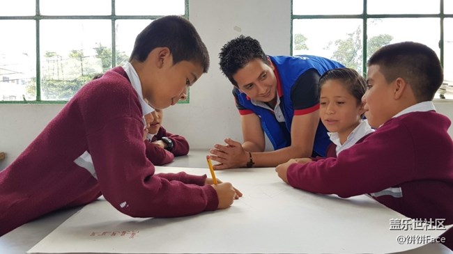 面向所有人的物联网 三星志愿者在哥伦比亚学校举办互动课程
