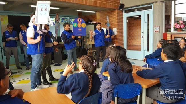 面向所有人的物联网 三星志愿者在哥伦比亚学校举办互动课程