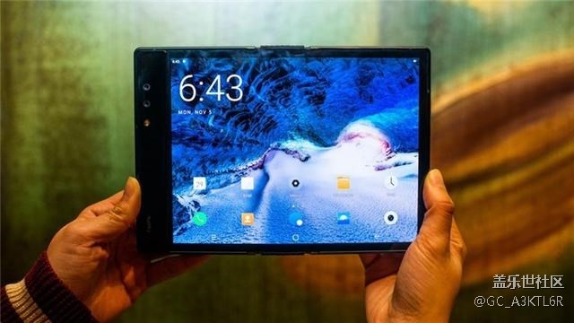 三款折叠手机大PK！柔宇、华为、三星