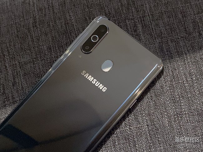 匠心独具 慧眼识珠 三星Galaxy A8s全面评测