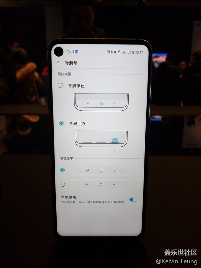 三星A8s，揭开屏幕神秘面纱，Ace王者归来。