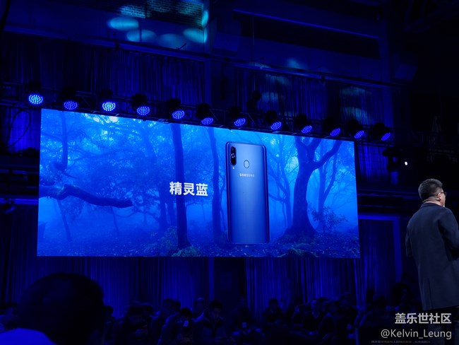 三星A8s，揭开屏幕神秘面纱，Ace王者归来。