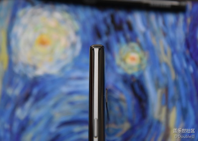 旗舰的最后坚守：三星Galaxy Note9外观简析