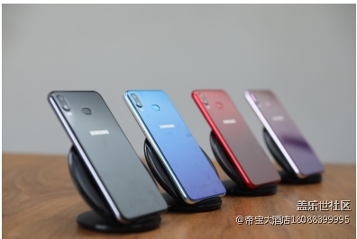 滑雪滑冰必备高性能手机 三星Galaxy A6s值得拥有 滑雪滑冰必备高性能手机 三星Galaxy A6s值得拥有