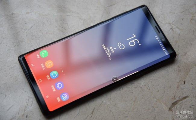 旗舰的最后坚守：三星Galaxy Note9外观简析