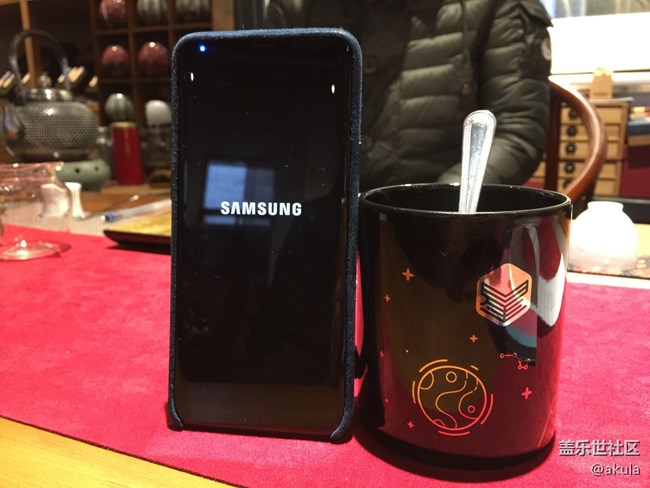 兑换的杯子收到了 蛮漂亮的哈