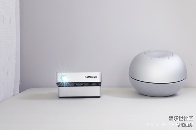 三星智能激光投影仪评测，简直是变形金刚的能量魔方