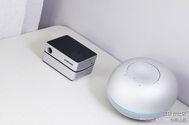 三星智能激光投影仪评测，简直是变形金刚的能量魔方