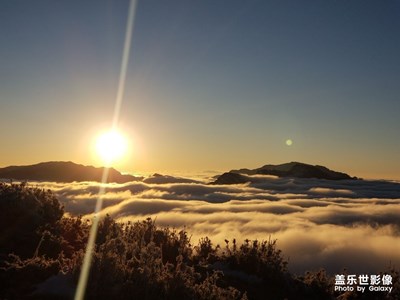 【2019嗨翻新年】+ 元旦红岩顶