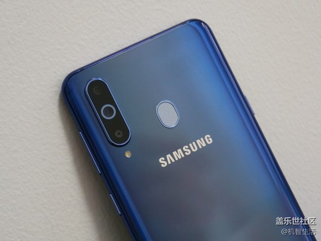 美轮美奂 原来你是这样的渐变色Galaxy A8s