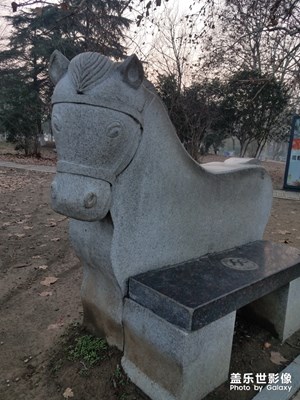 “做牛做马”