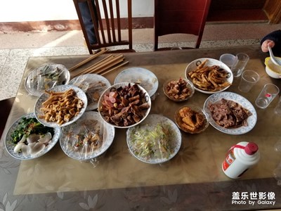 【新春年夜饭】快乐一家子